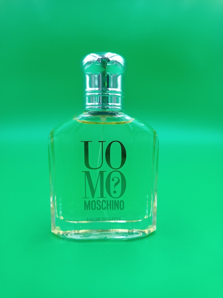Uo-mo moschino