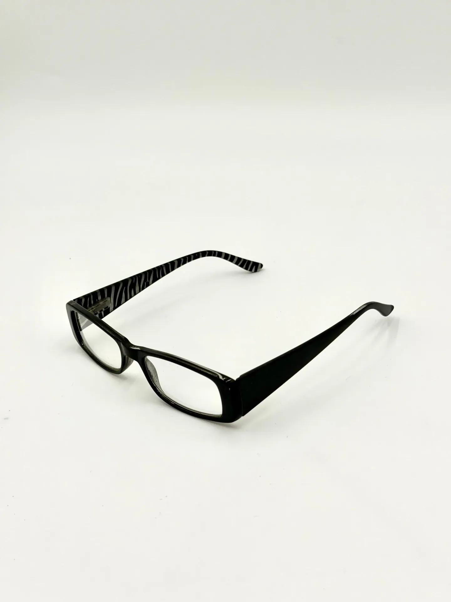 Eyeglasses frame, China, Black, Woman