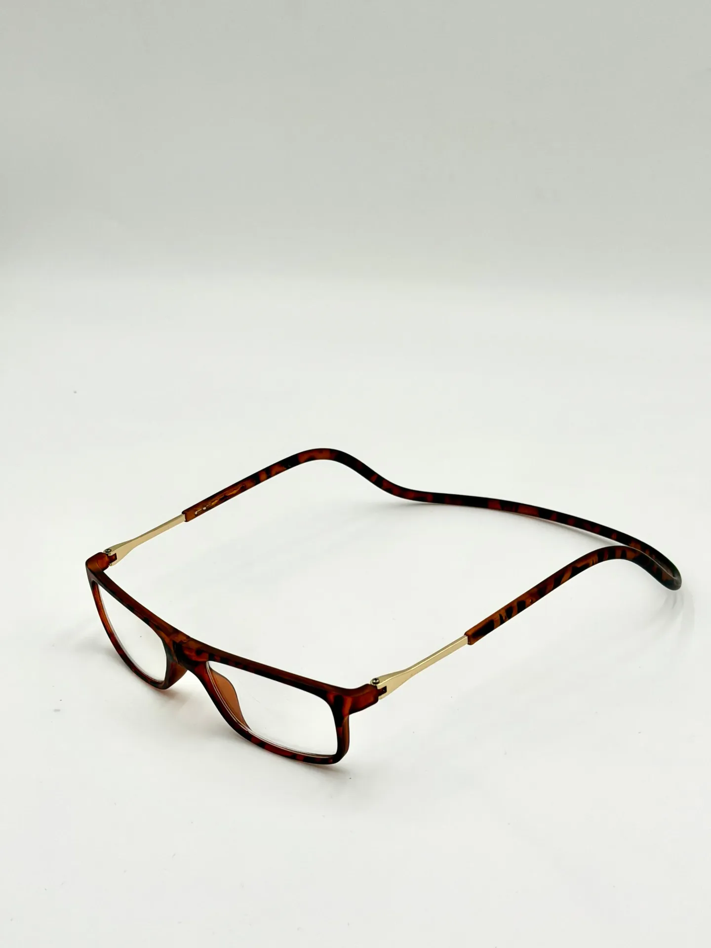 Eyeglasses frame, China, Brown, Woman