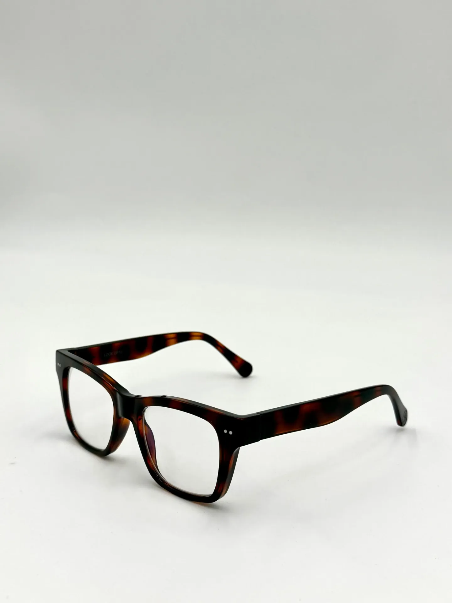 Eyeglasses frame, China, Brown, Woman
