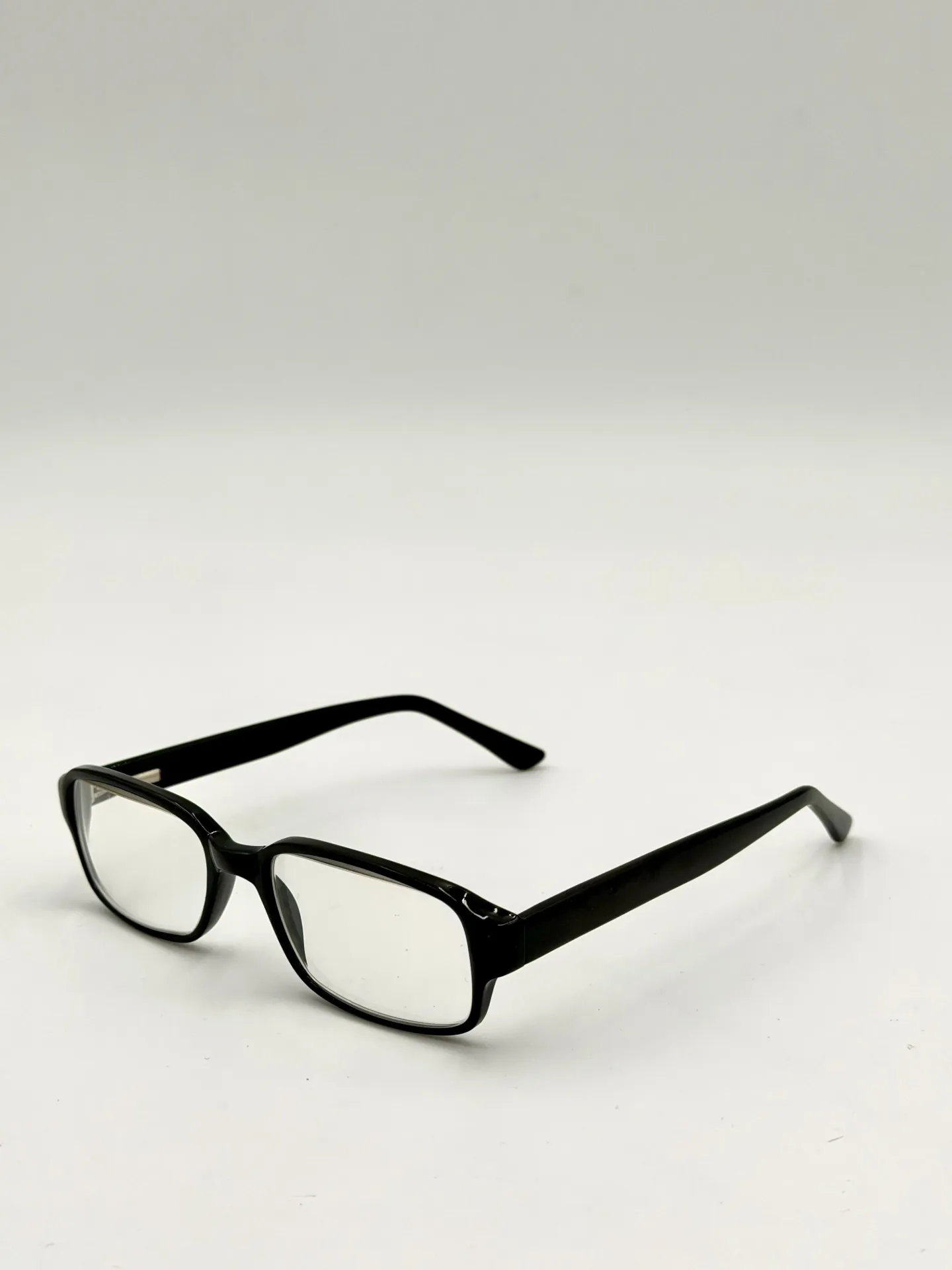 Eyeglasses frame, China, Black, Woman