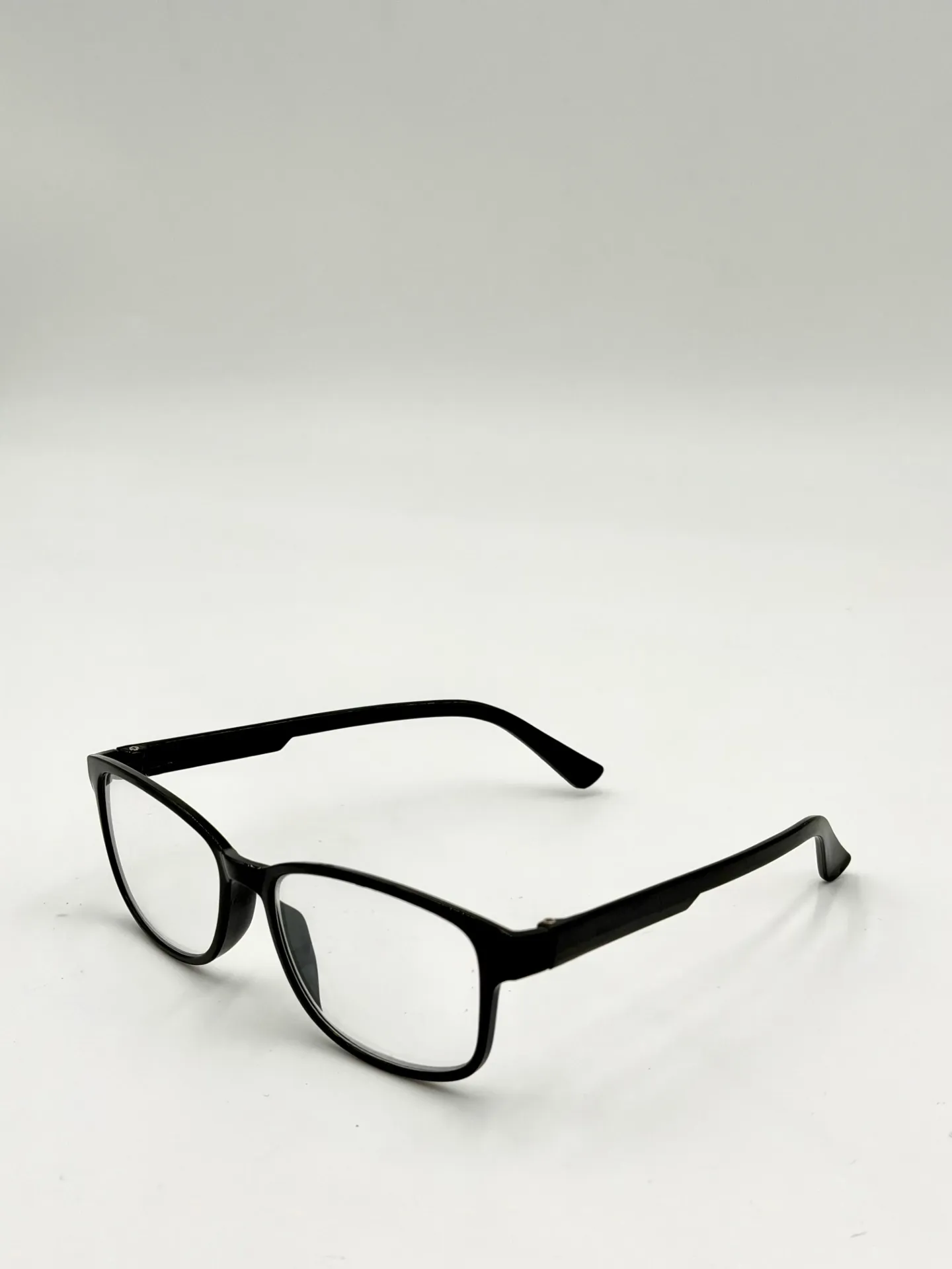 Eyeglasses frame, China, Black, Woman