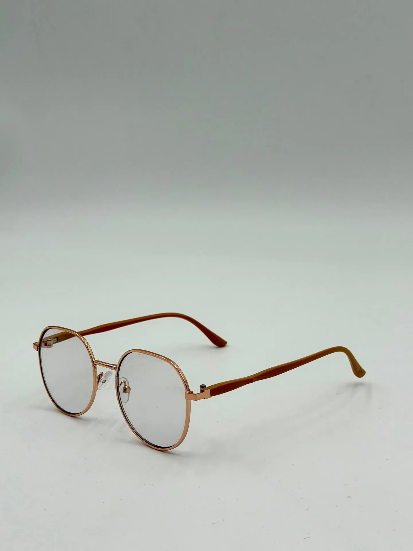 Eyeglasses frame, China, Gold, Woman