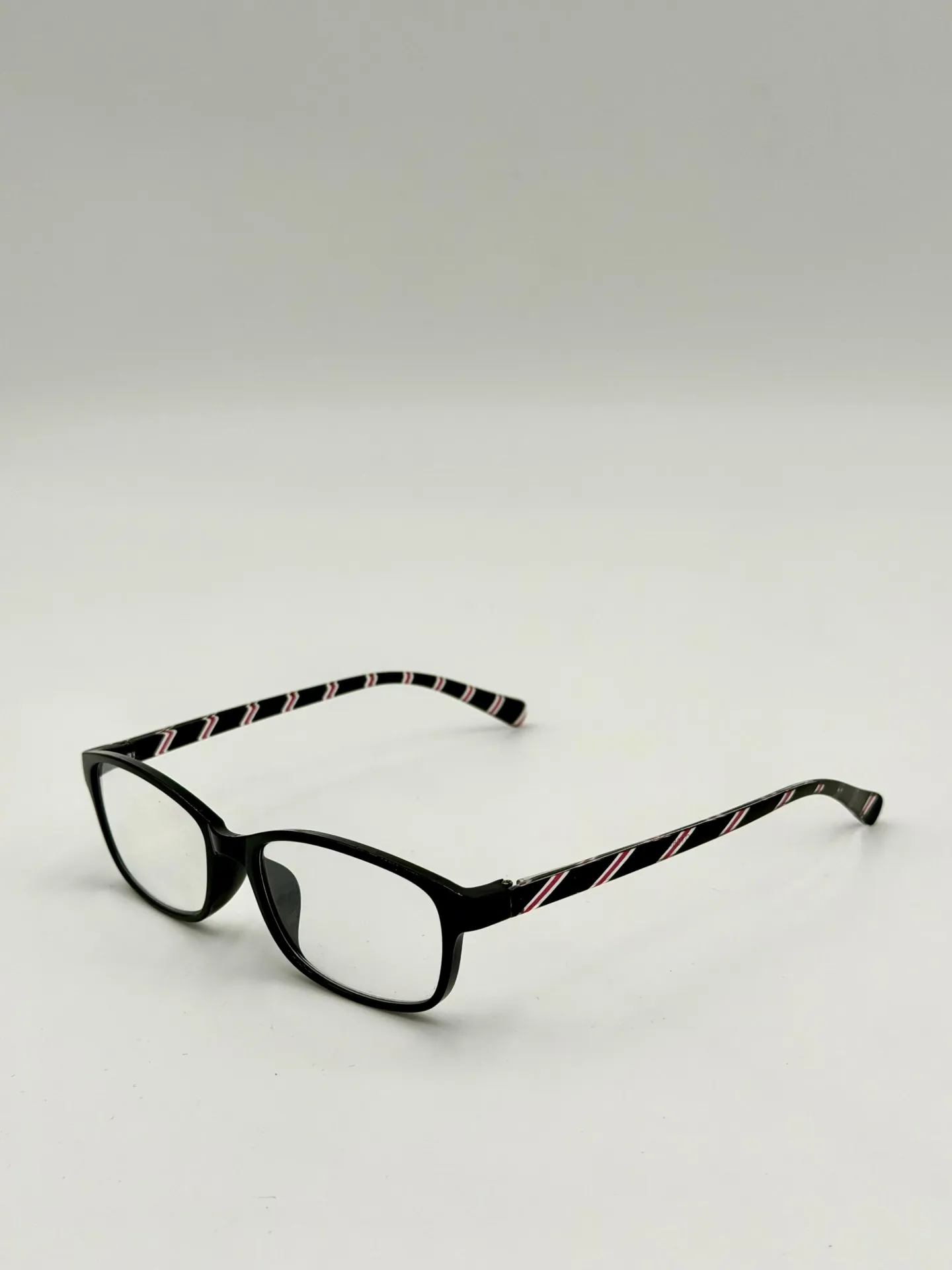 Eyeglasses frame, China, Black, Woman