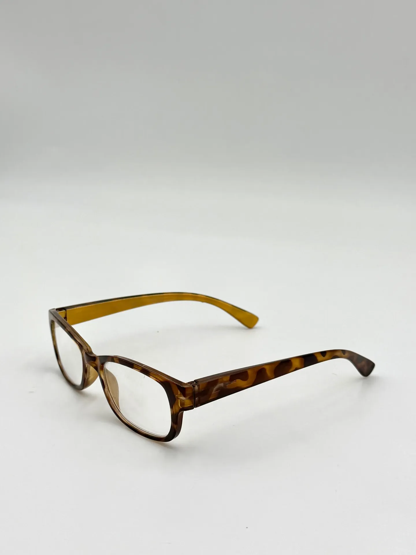Eyeglasses frame, China, Brown, Woman