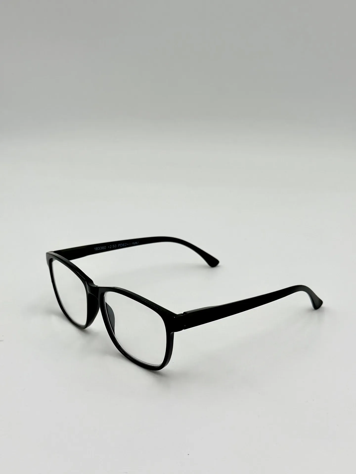 Eyeglasses frame, China, Black, Woman