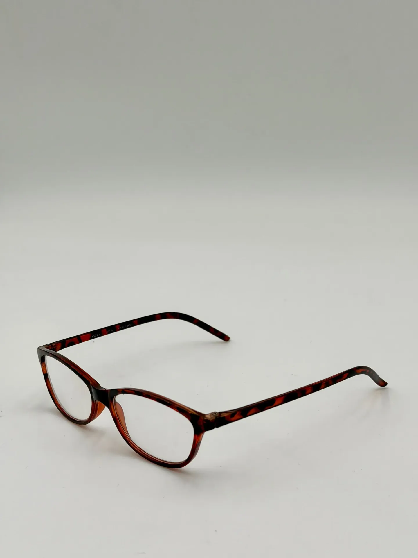 Eyeglasses frame, China, Brown, Woman