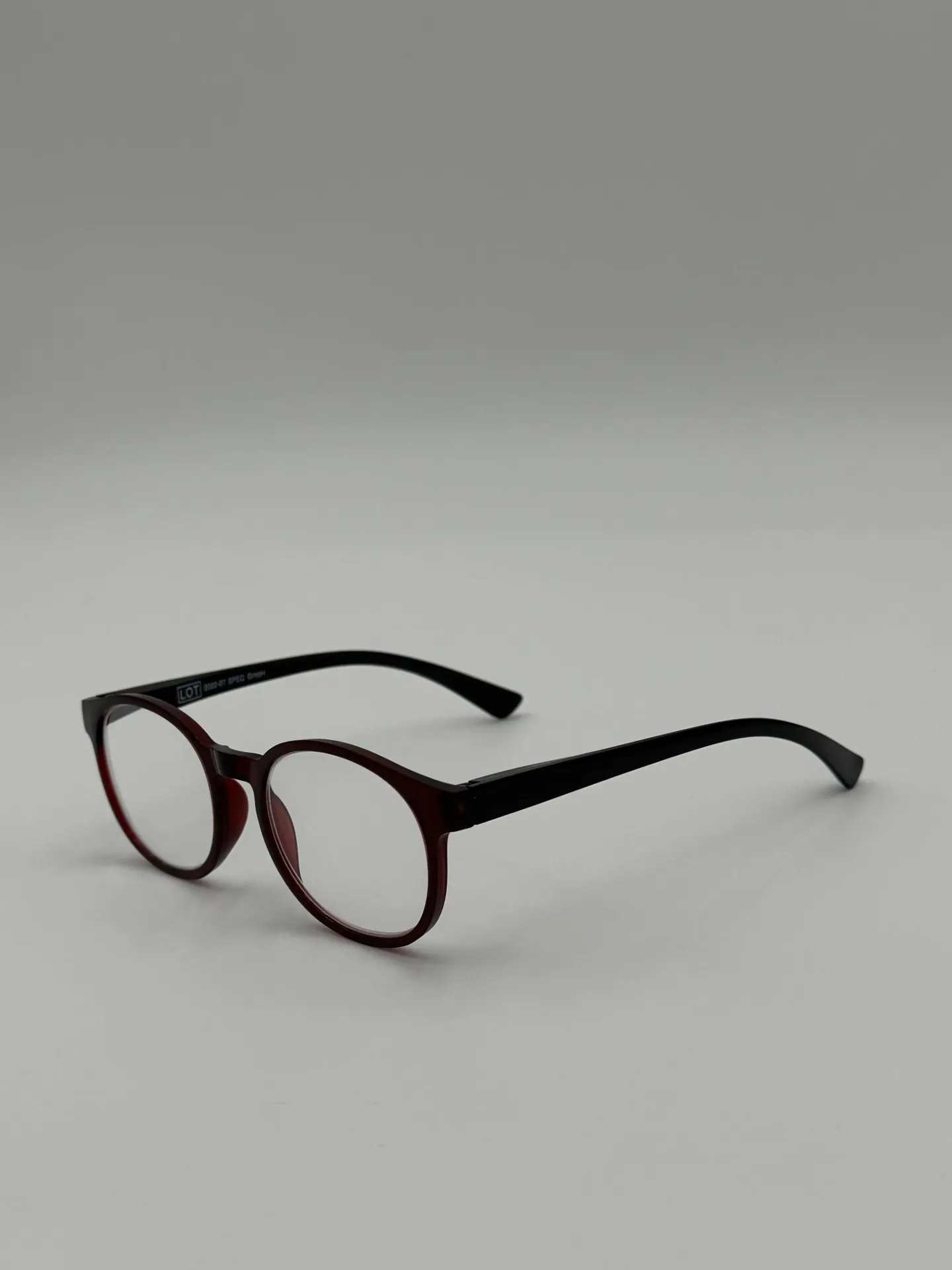 Eyeglasses frame, China, Brugandy, Woman