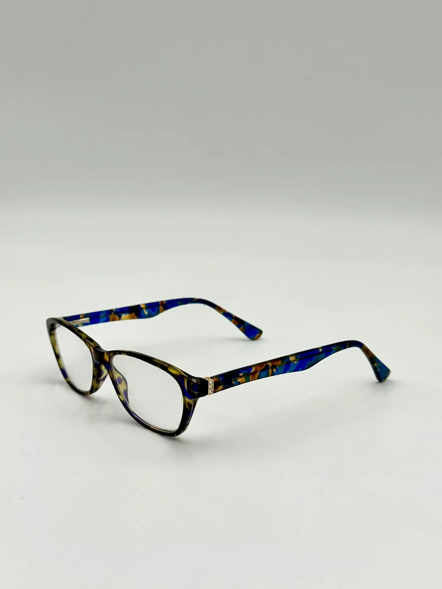 Eyeglasses frame, China, Colours, Woman