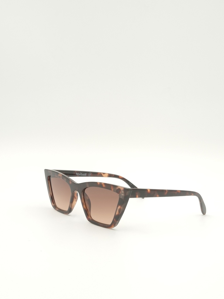 New Yorker China Sunglasses, Brown, Female