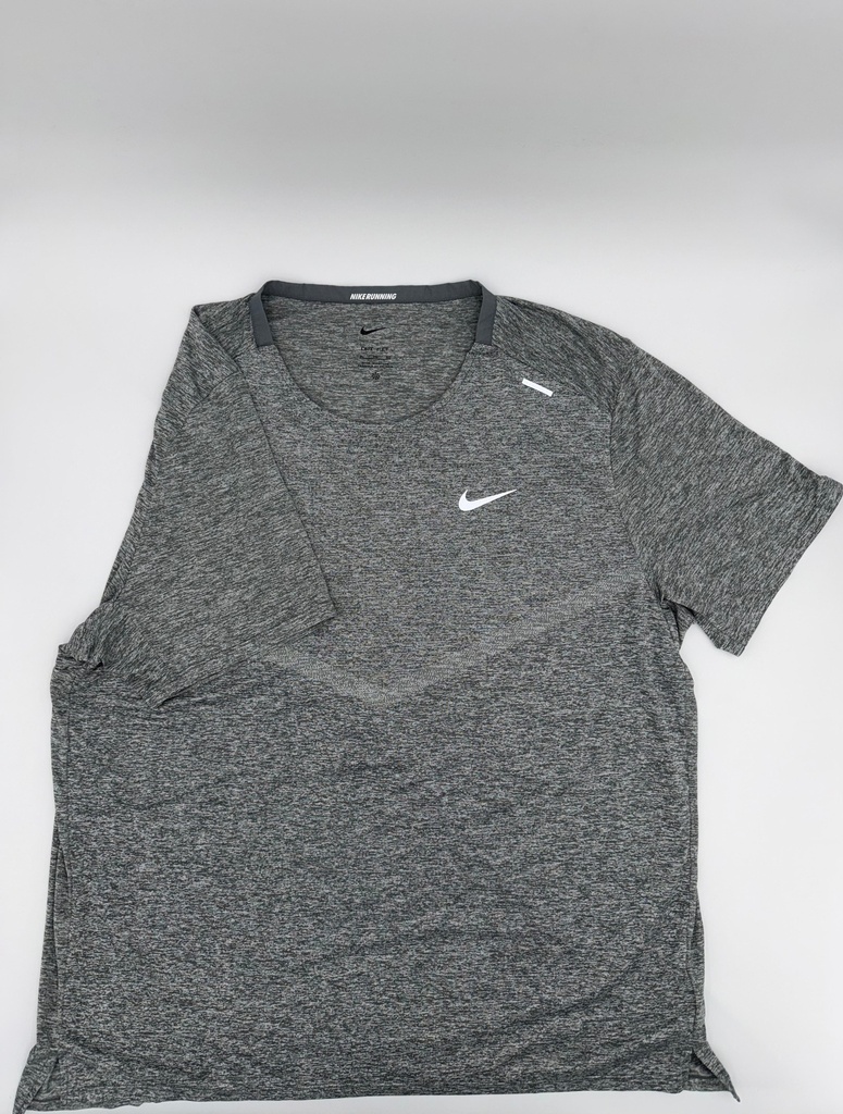 Nike T-Shirt, size XL