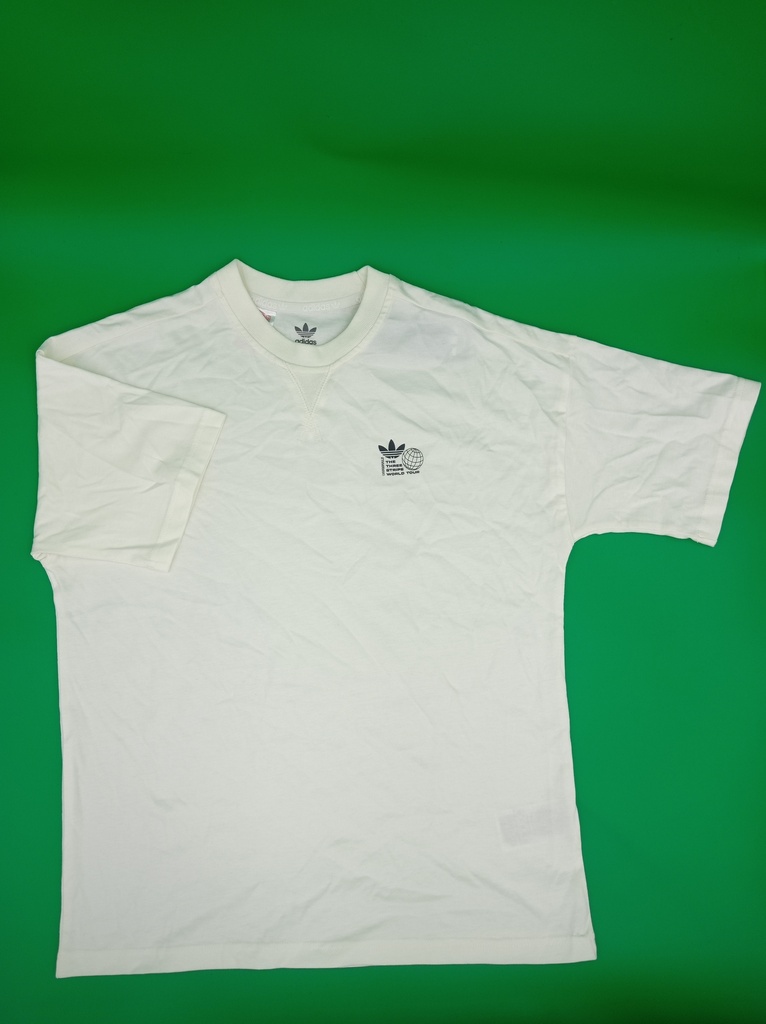 Adidas T-Shirt, size 10-11 years
